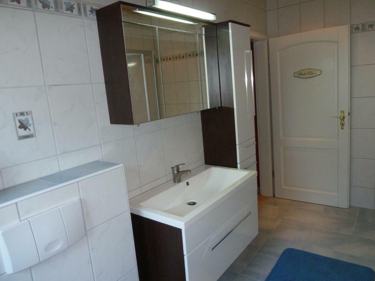 Romantisches Ferienhaus Boddenblick Mit Sauna Pruchten Extérieur photo